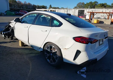 2025 BMW 228 Gran Coupe xDrive из США, поврежденный, VIN WBA23GG07S7S49319